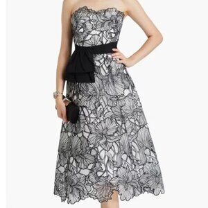 Simple black and white floral pattern dress